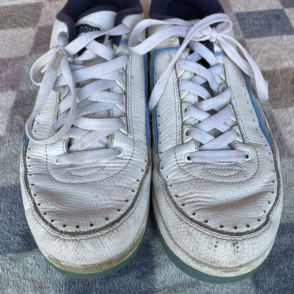 Size 9.5 -‎ Nike Jordan 2 Retro Low University Blue 